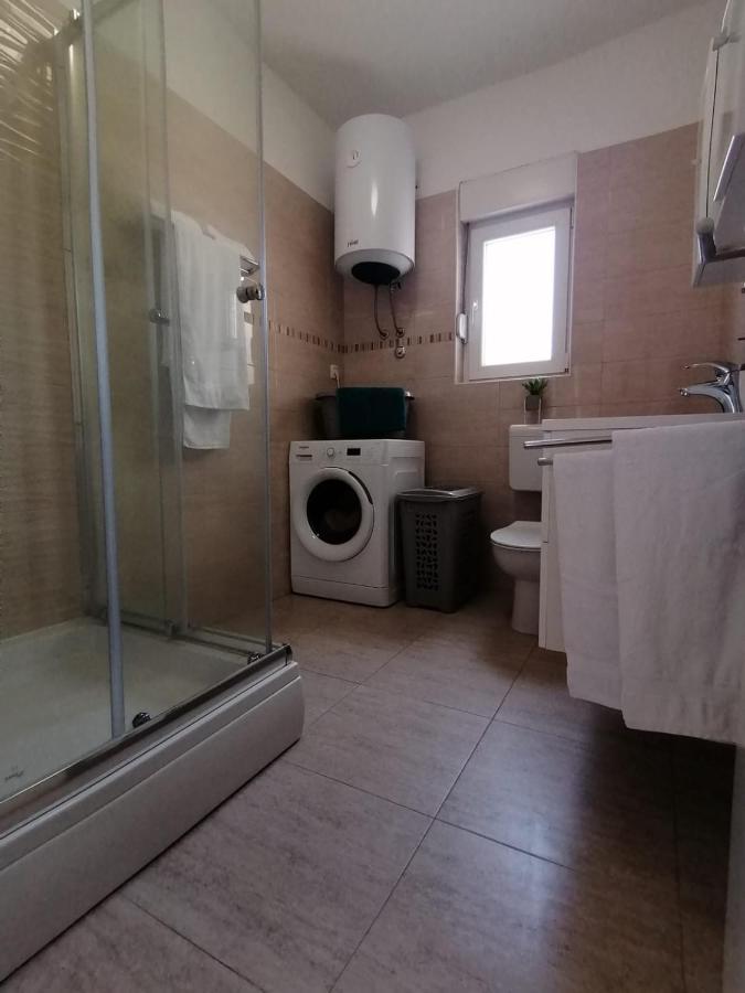 Villa Mir Pridraga Екстер'єр фото