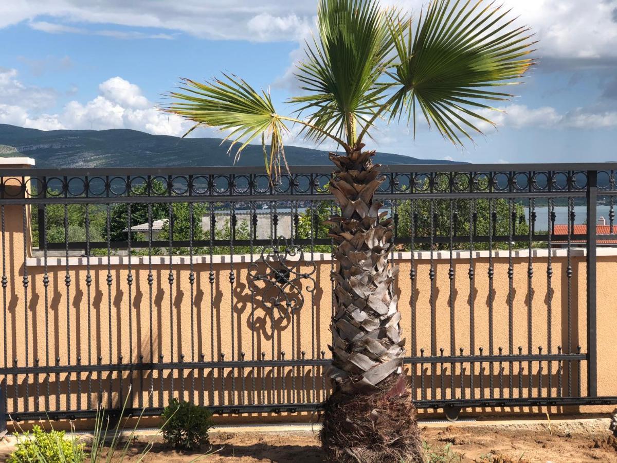 Villa Mir Pridraga Екстер'єр фото